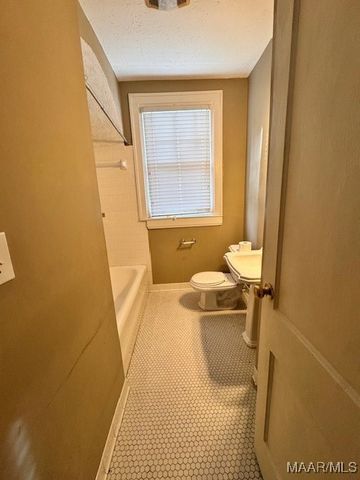 1138 S MCDONOUGH Street, Montgomery, AL 36104