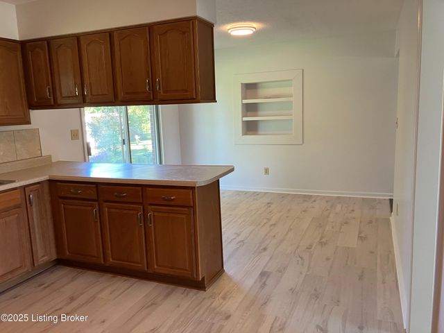 1512 Cypress Dr, Radcliff, KY 40160