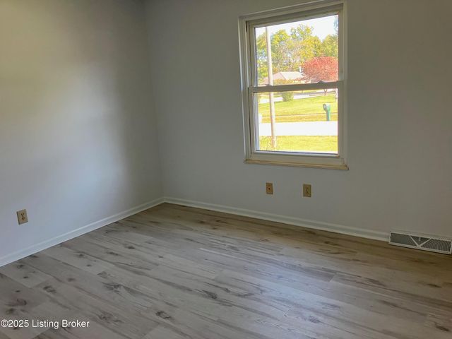 1512 Cypress Dr, Radcliff, KY 40160