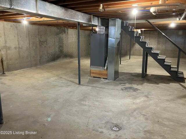 1512 Cypress Dr, Radcliff, KY 40160