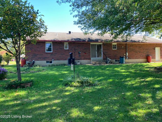 1512 Cypress Dr, Radcliff, KY 40160