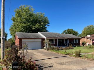 1512 Cypress Dr, Radcliff, KY 40160