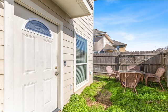 4122 McFarland Drive, College Station, TX 77845