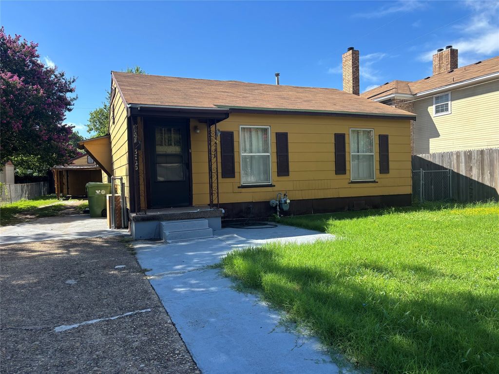3720 Live Oak Avenue, Waco, TX 76708