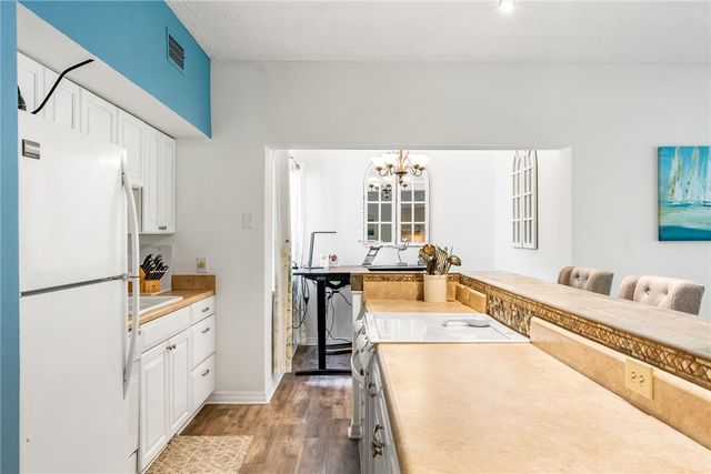 1215 Winding Oaks Circle E 403, Vero Beach, FL 32963