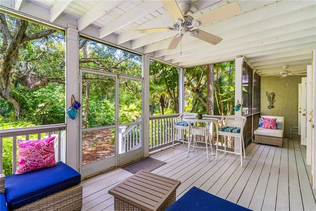 1215 Winding Oaks Circle E 403, Vero Beach, FL 32963