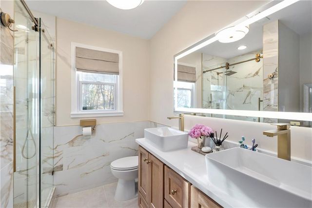 195 County Cork Drive, Mableton, GA 30126