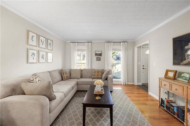 195 County Cork Drive, Mableton, GA 30126