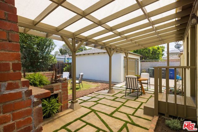4330 Globe Avenue, Culver City, CA 90230