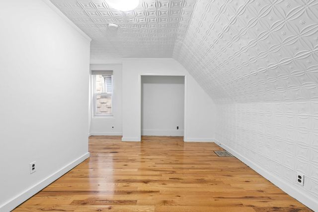 379 E 8th Street, New York City, NY 11218