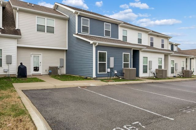 969 Ashland Place Dr, Nashville, TN 37218