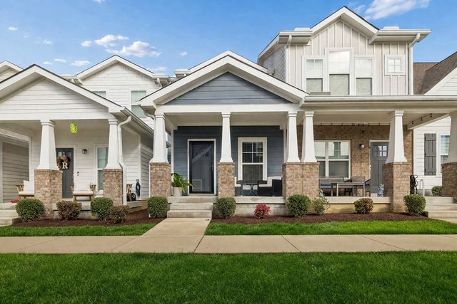 969 Ashland Place Dr, Nashville, TN 37218