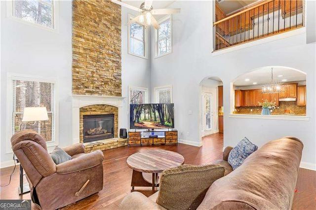 454 Julia Drive, Powder Springs, GA 30127