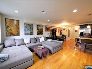 124 68th Street 202, Guttenberg, NJ 07093
