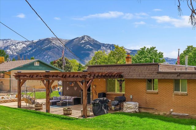 372 E 3250 N, North Ogden, UT 84414
