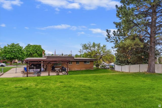 372 E 3250 N, North Ogden, UT 84414