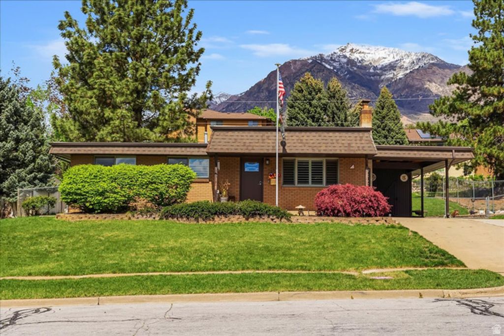 372 E 3250 N, North Ogden, UT 84414