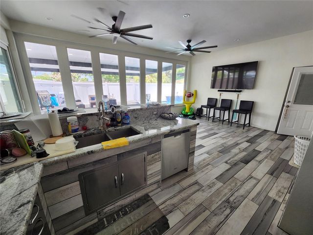 7514 PARADISE PLACE, Tampa, FL 33619