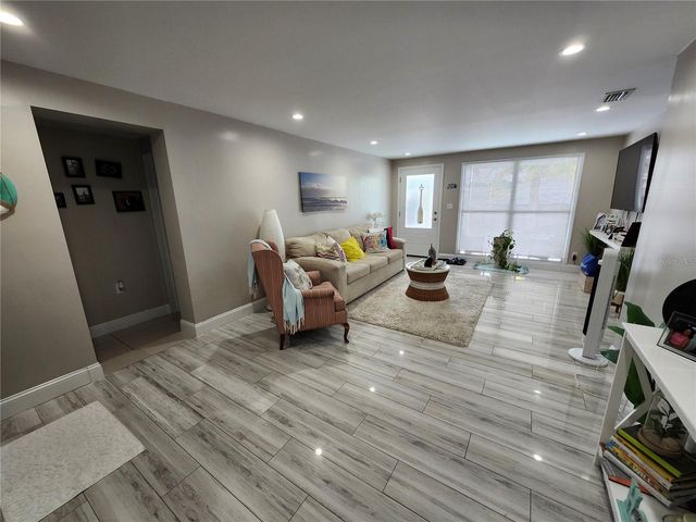 7514 PARADISE PLACE, Tampa, FL 33619