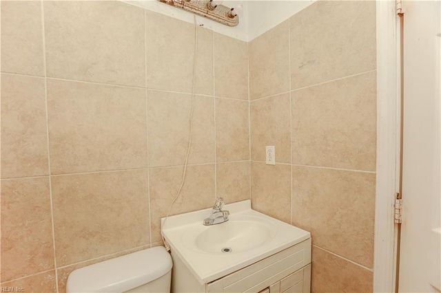 2511 Tidewater DR, Norfolk, VA 23504