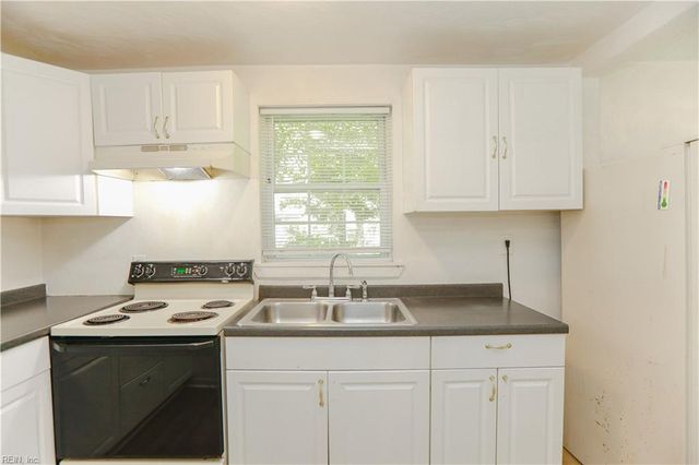 2511 Tidewater DR, Norfolk, VA 23504