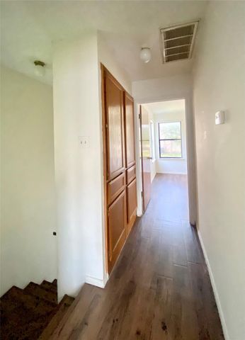 7808 Topawa CV B, Austin, TX 78729