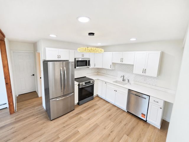 192 Londonderry Turnpike, Hooksett, NH 03106
