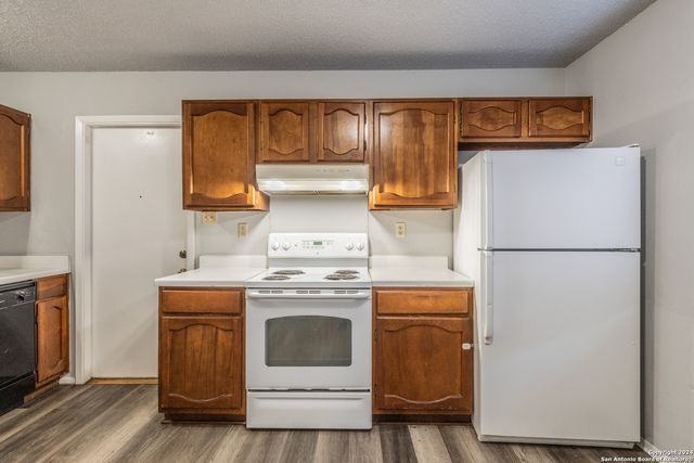 5011 thomas paine, Kirby, TX 78219