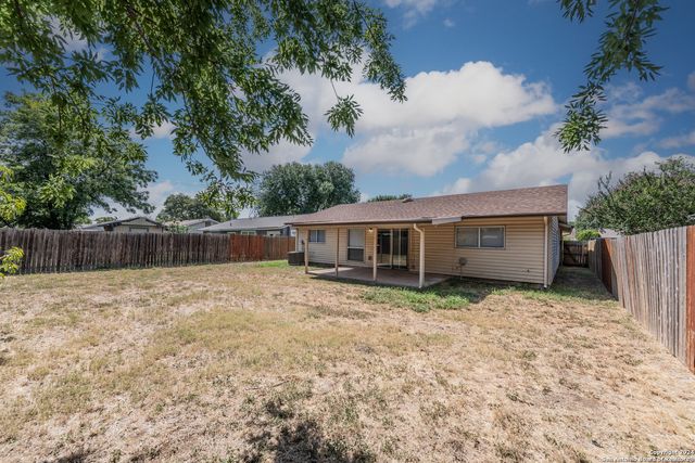 5011 thomas paine, Kirby, TX 78219