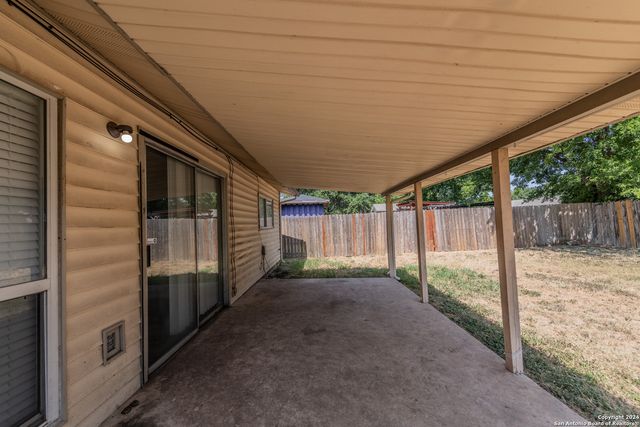 5011 thomas paine, Kirby, TX 78219