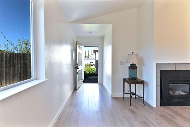 166 Placer Dr, Jackson, CA 95642