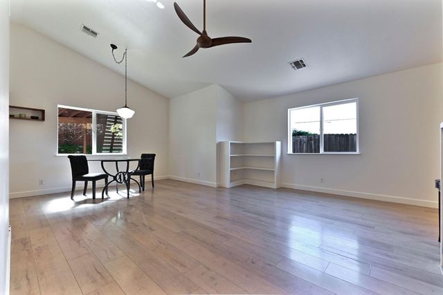 166 Placer Dr, Jackson, CA 95642