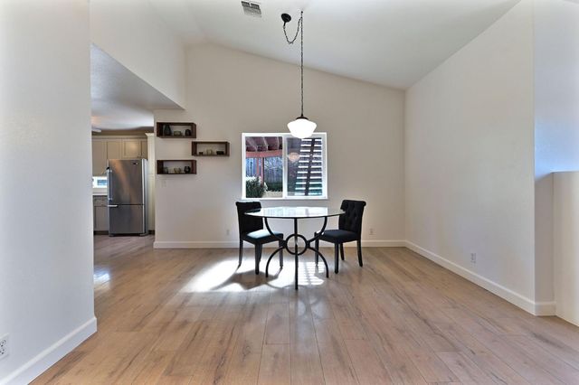 166 Placer Dr, Jackson, CA 95642