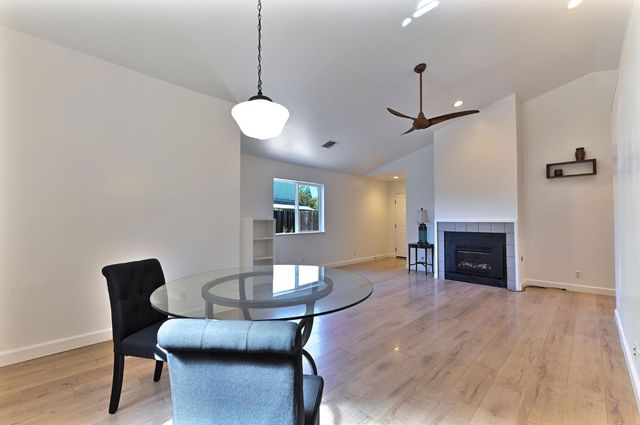 166 Placer Dr, Jackson, CA 95642