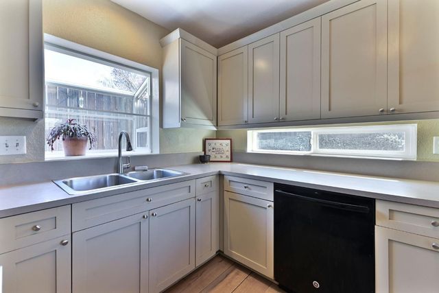 166 Placer Dr, Jackson, CA 95642