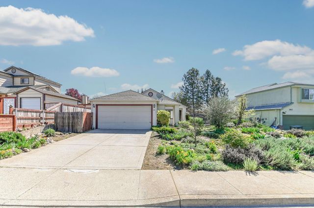166 Placer Dr, Jackson, CA 95642