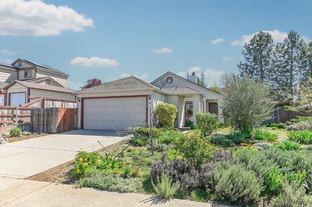166 Placer Dr, Jackson, CA 95642