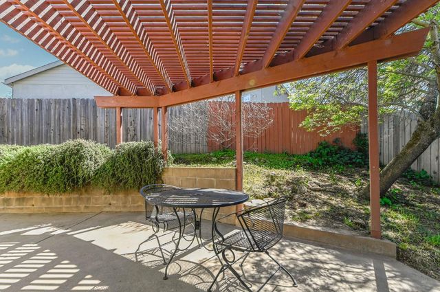 166 Placer Dr, Jackson, CA 95642