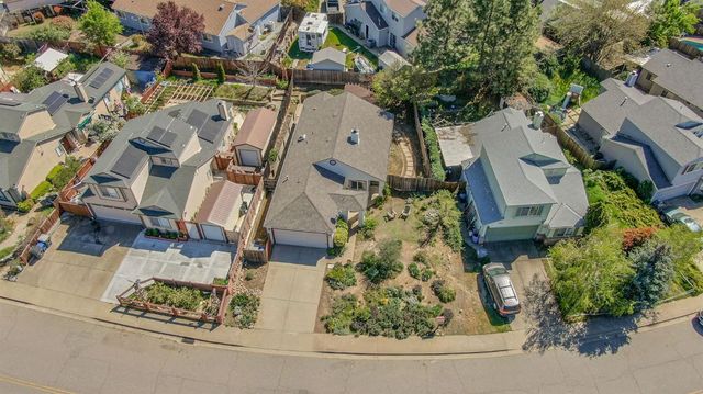 166 Placer Dr, Jackson, CA 95642