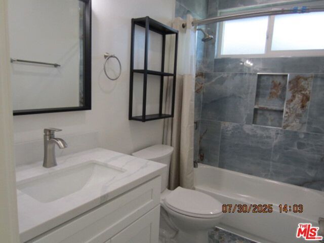 2350 Teviot Street, Los Angeles, CA 90039