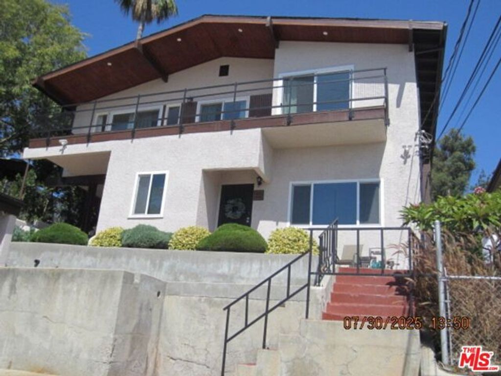 2350 Teviot Street, Los Angeles, CA 90039
