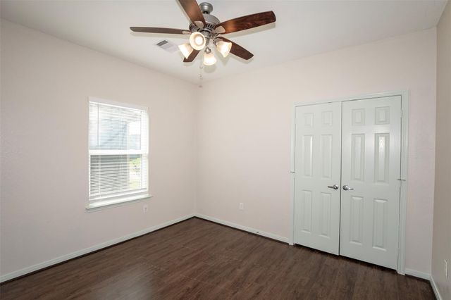 2016 Avenue H, Dickinson, TX 77539