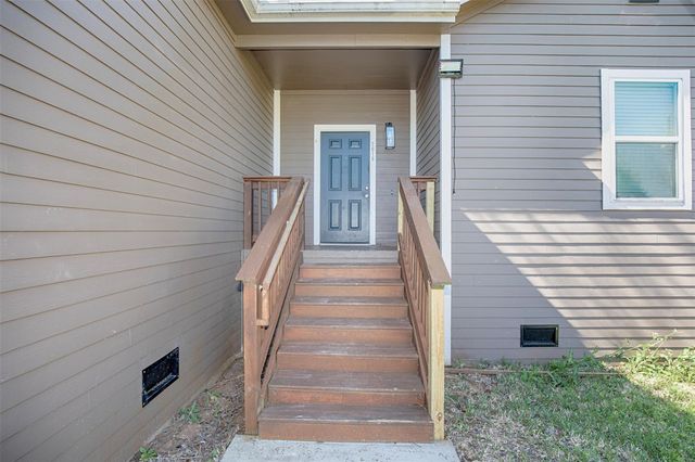 2016 Avenue H, Dickinson, TX 77539