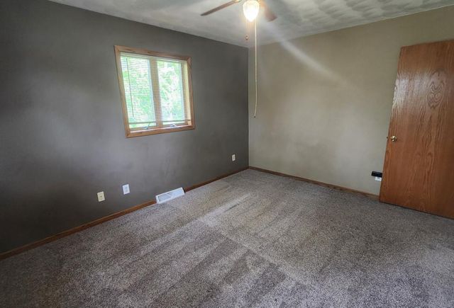106 Niehoff Drive, Fall River, WI 53932