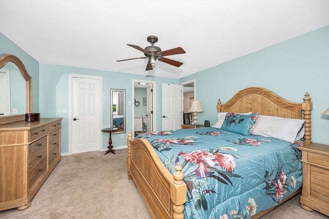 20 Chandler Dr 20, Atkinson, NH 03811