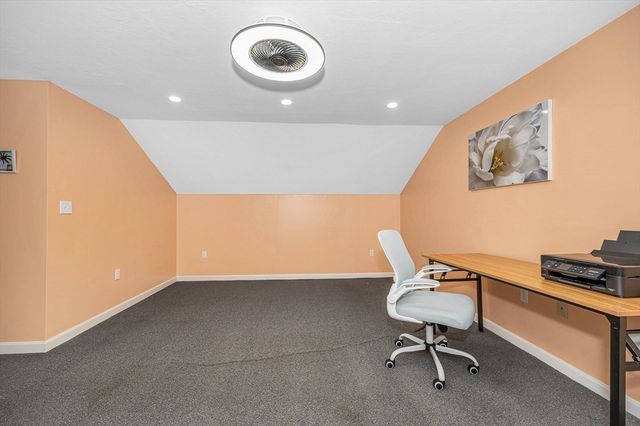 20 Chandler Dr 20, Atkinson, NH 03811