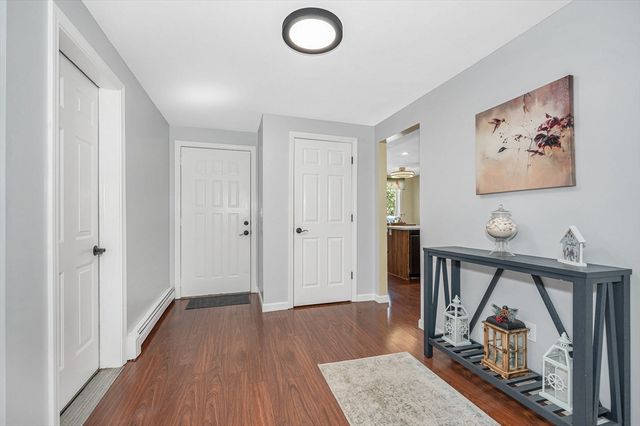 20 Chandler Dr 20, Atkinson, NH 03811