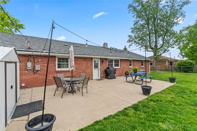 410 Tionda Drive, Vandalia, OH 45377