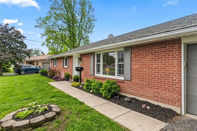 410 Tionda Drive, Vandalia, OH 45377