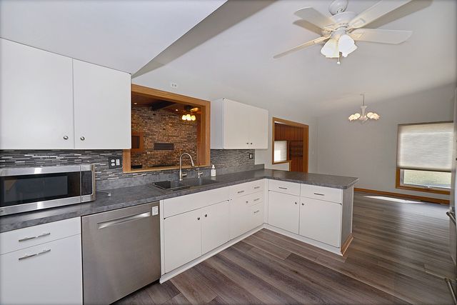 3757 N IL Route 71, Sheridan, IL 60551